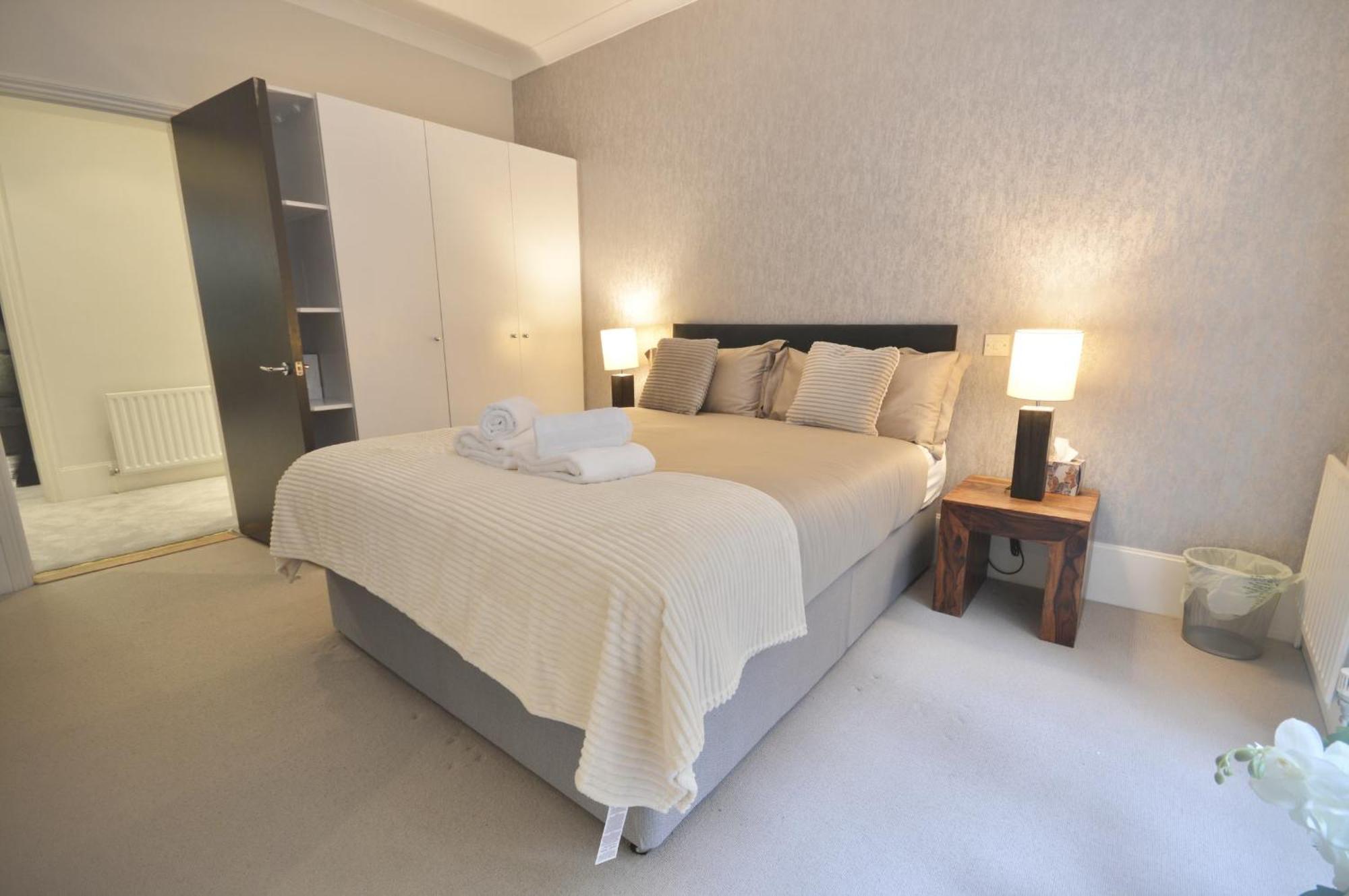 Kensington Apartment, Breakfast, 2 Baths Londra Esterno foto